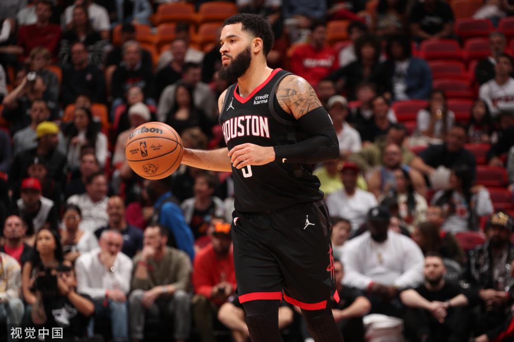 而在這個賽 而在這個賽